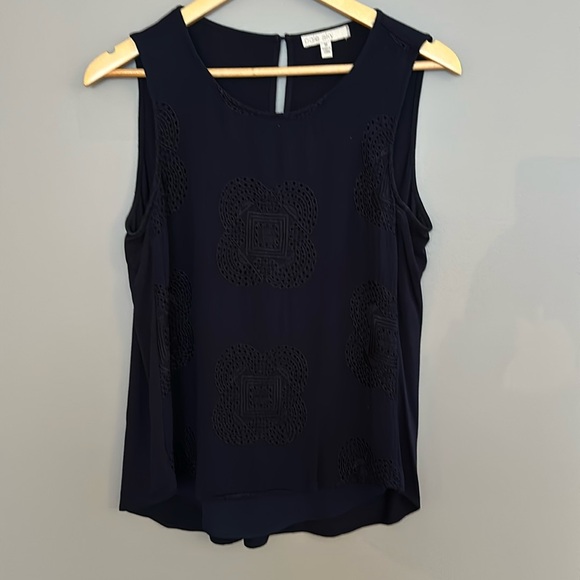 Pale Sky Lovina Embroidered Mixed Material Top - Medium - Picture 1 of 6